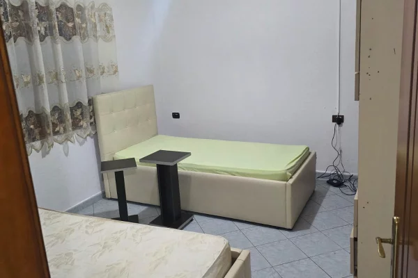 Shtepi me qera 1+1 ne Tirane - 300 Euro