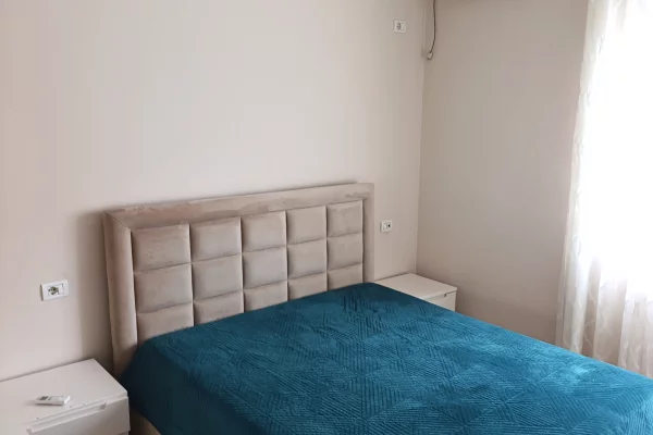 Shtepi me qera 2+1 ne Tirane - 550 Euro