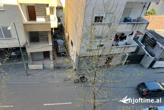 Shtepi me qera Apartament ne Tirane, 1+1, Mobilimi E mobiluar, Pagesa 600  Euro.