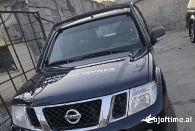 Makina ne shitje ne Tirane, Nissan, 2014 Diesel,Kambio Manual Pagesa 14,000  Euro.