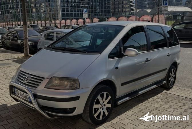 Auto in Vendita  a Tirana - 3,200 Euro