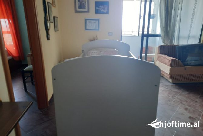 Mobilje dhe Elektroshtepiake  ne Tirane - 100 Euro