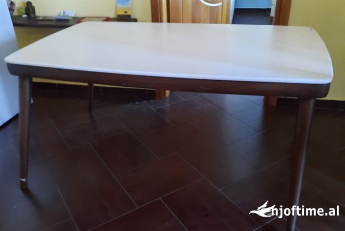 Mobilje dhe Elektroshtepiake  ne Tirane - 50 Euro