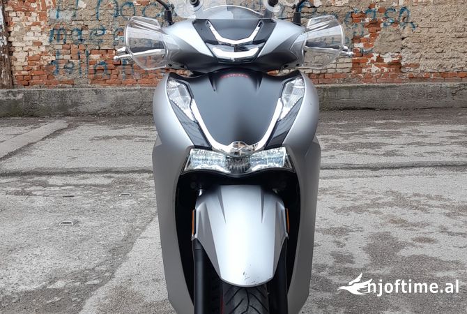 Motorra ne shitje  ne Tirane - 6,500 Euro