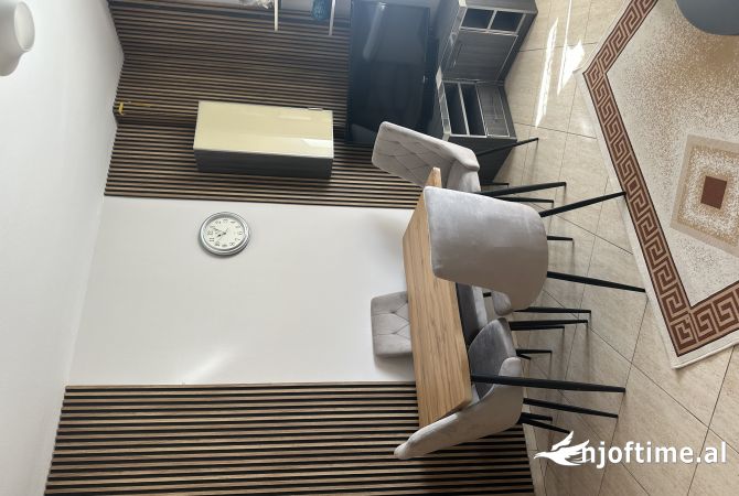 Shtepi me qera 2+1 ne Tirane - 45,000 Leke