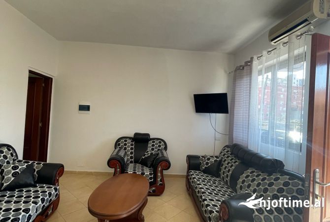 Shtepi me qera 1+1 ne Tirane - 320 Euro
