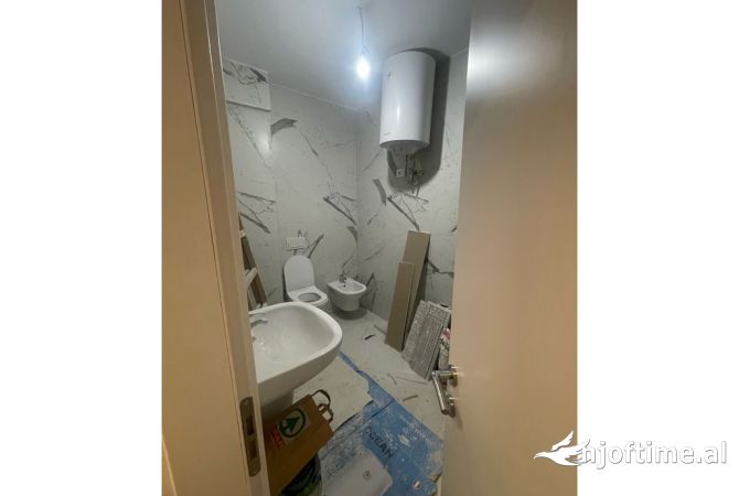 Shtepi ne shitje 2+1 ne Tirane - 250,000 Euro