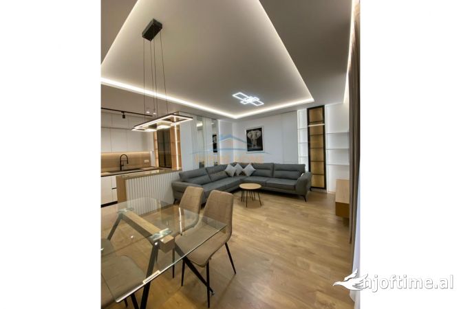 Shtepi me qera Apartament ne Tirane, 2+1, Mobilimi E mobiluar, Pagesa 1,200  Euro.