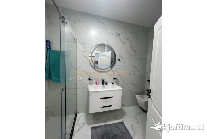 Shtepi me qera Apartament ne Tirane, 2+1, Mobilimi E mobiluar, Pagesa 600  Euro.