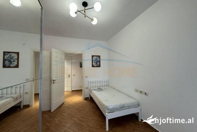 Shtepi me qera Apartament ne Tirane, 2+1, Mobilimi E mobiluar, Pagesa 550  Euro.