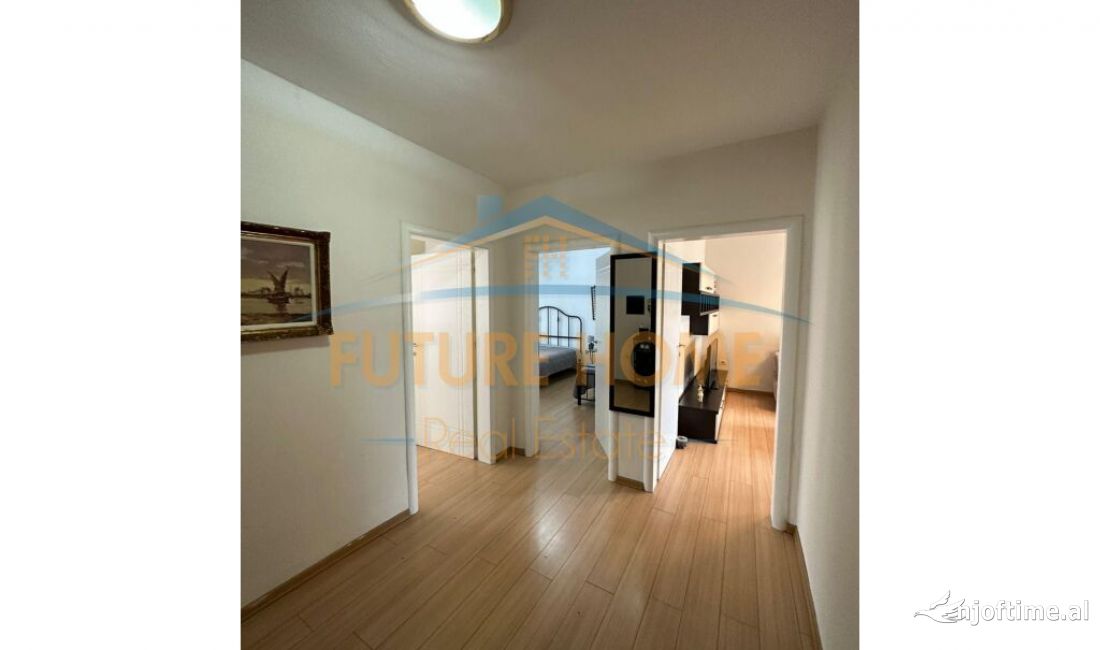 Shtepi me qera Apartament ne Tirane, 2+1, Mobilimi E mobiluar, Pagesa 650  Euro.