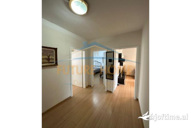 Qira, Apartament 2+1, Stadiumi Dinamo