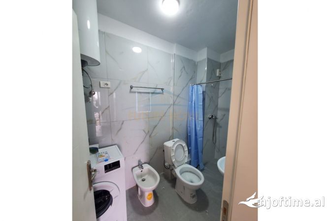 Shtepi me qera 2+1 ne Tirane - 400 Euro