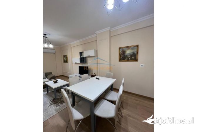 Shtepi me qera 1+1 ne Tirane - 450 Euro