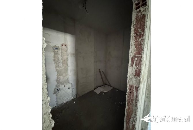 Shtepi ne shitje 2+1 ne Tirane - 97,000 Euro