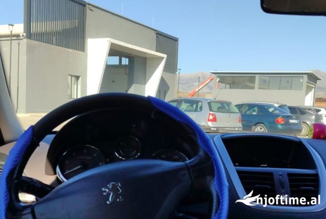 Cars for sale in Saranda, Peugeot, 2008 Diesel,Kambio Manual Payment 2,600  Euro.