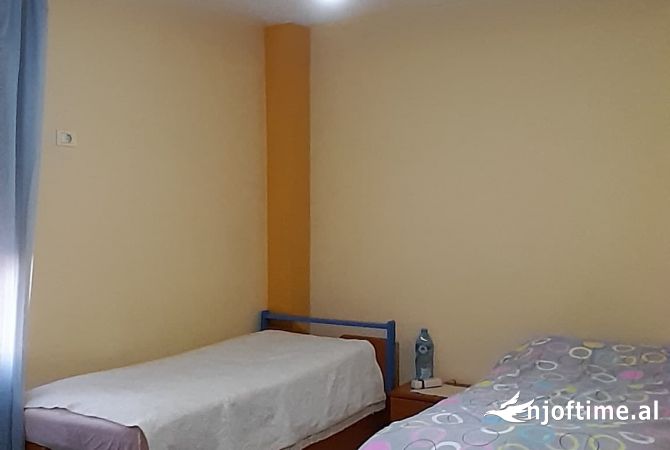 Shtepi me qera 2+1 ne Tirane - 11,700 Leke