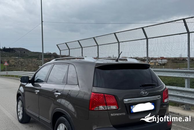 Makina ne shitje  ne Fier - 6,300 Euro