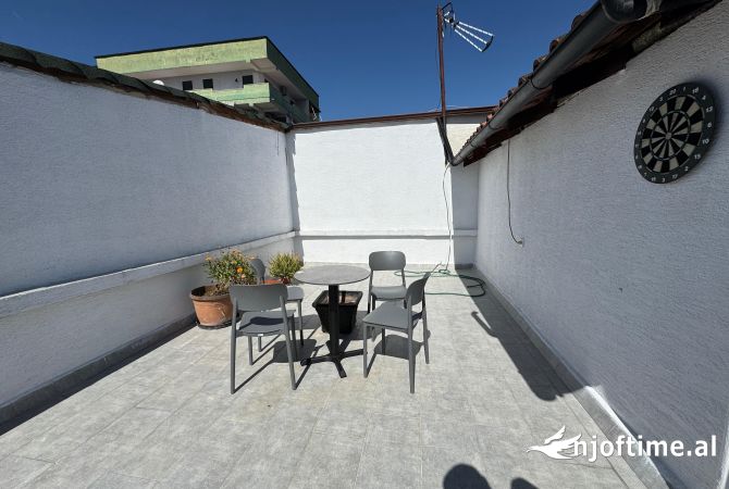 Shtepi me qera 2+1 ne Tirane - 670 Euro