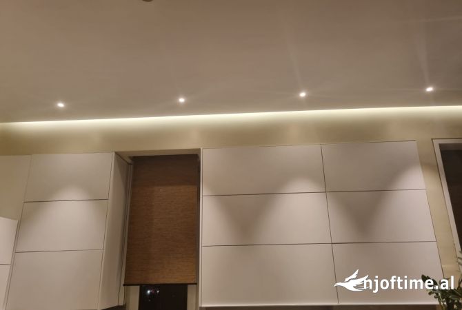 Shtepi ne shitje Apartament ne Tirane, 1+1, Mobilimi E mobiluar, Pagesa 160,000  Euro.