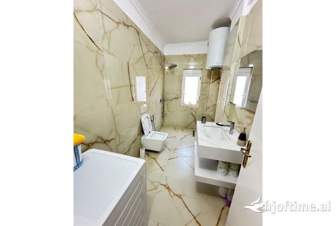 Shtepi me qera 1+1 ne Durres - 280 Euro