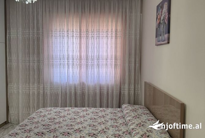 Shtepi me qera 2+1 ne Tirane - 850 Euro