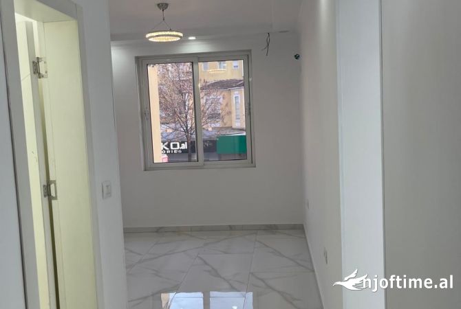Shtepi ne shitje 1+1 ne Tirane - 145,000 Euro