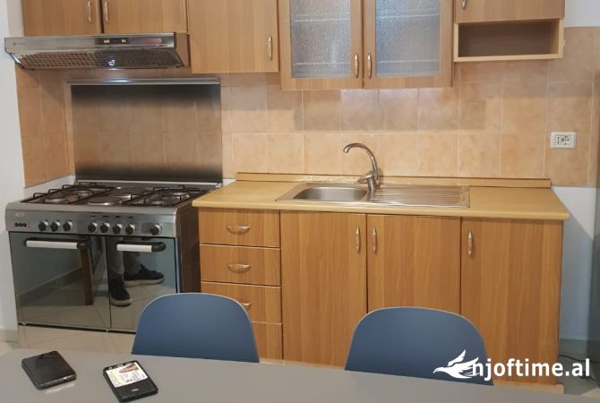 Shtepi me qera 1+1 ne Tirane - 550 Euro