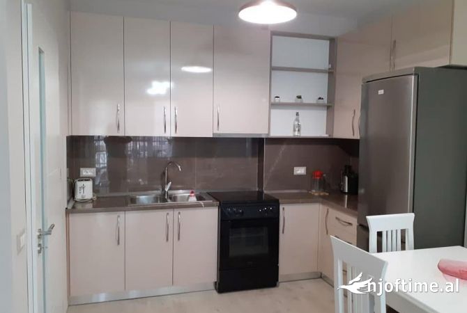 Shtepi ne shitje 1+1 ne Tirane - 95,000 Euro