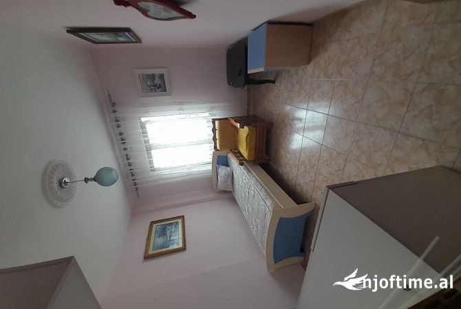 Shtepi me qera 2+1 ne Tirane - 600 Euro