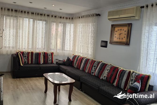 Shtepi me qera 2+1 ne Tirane - 530 Euro