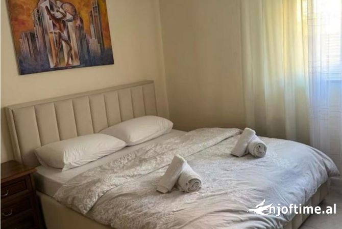 Shtepi me qera Apartament ne Tirane, 1+1, Mobilimi E mobiluar, Pagesa 45,000  Leke.