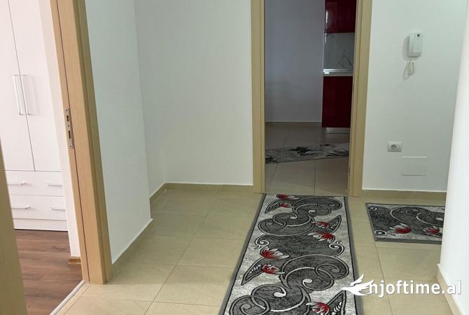 Shtepi me qera 3+1 ne Tirane - 850 Euro
