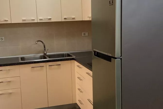 Shtepi me qera 1+1 ne Tirane - 450 Euro