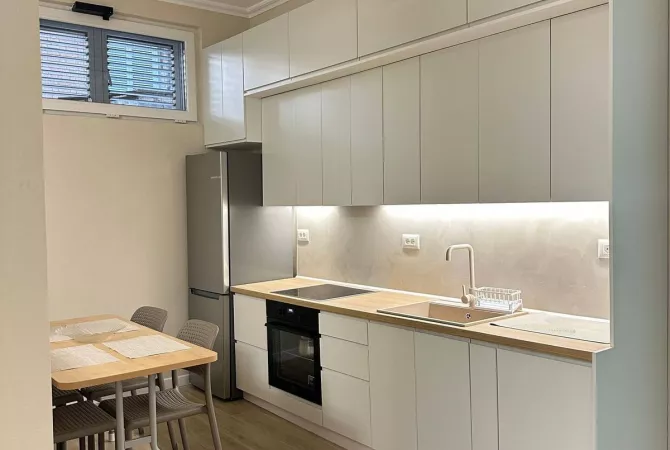 Shtepi me qera 1+1 ne Tirane - 560 Euro