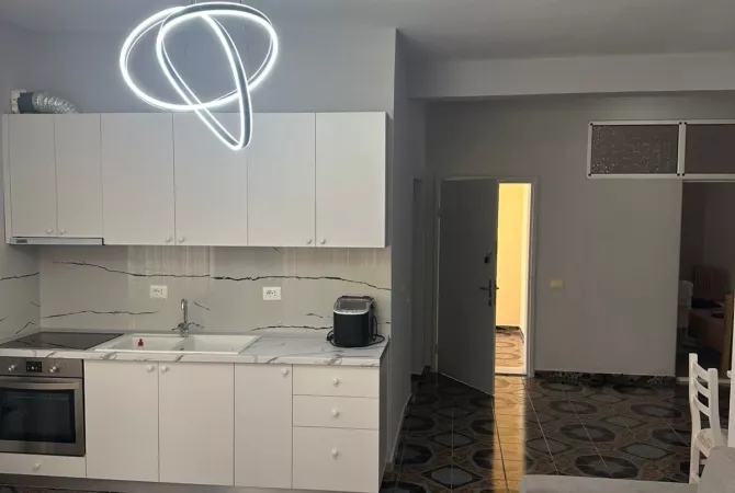 Casa in affitto 2+1 a Tirana - 560 Euro
