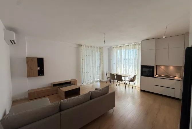 Shtepi me qera 2+1 ne Tirane - 650 Euro