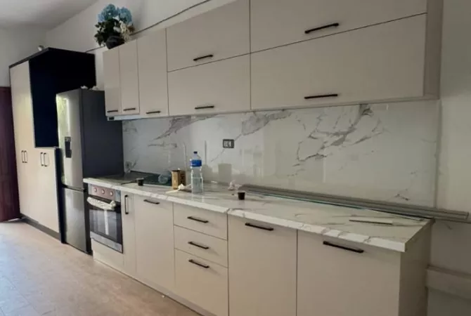 Shtepi me qera 1+1 ne Tirane - 460 Euro