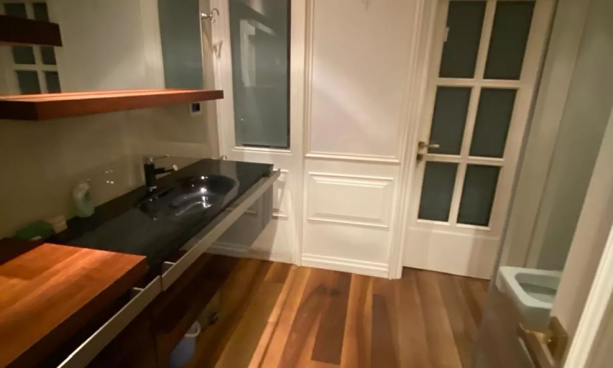 Shtepi me qera Apartament ne Tirane, 1+1, Mobilimi E mobiluar, Pagesa 600  Euro.