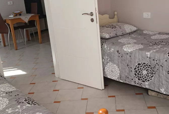 Shtepi me qera 2+1 ne Tirane - 400 Euro