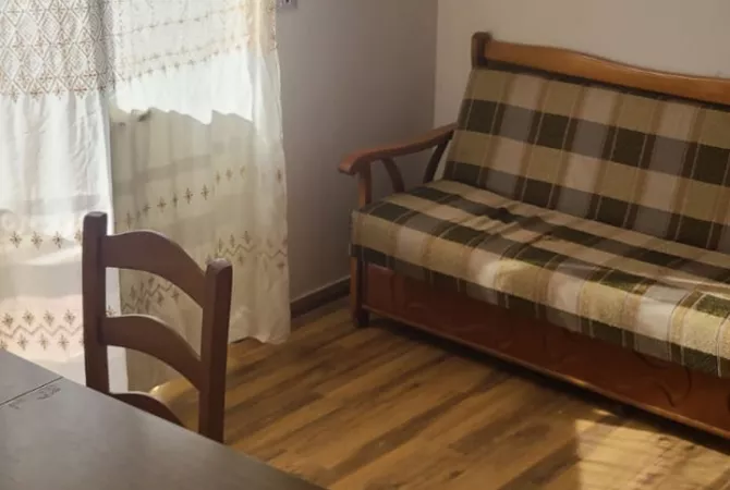 Shtepi me qera 1+1 ne Tirane - 310 Euro