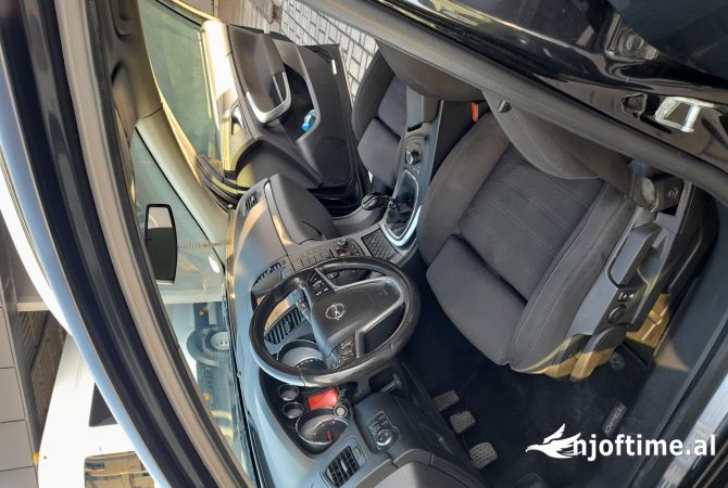 Cars for sale in Tirana, Opel, 2009 Diesel,Kambio Manual Payment 5,999  Euro.