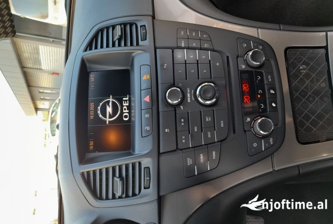 Cars for sale in Tirana, Opel, 2009 Diesel,Kambio Manual Payment 5,999  Euro.