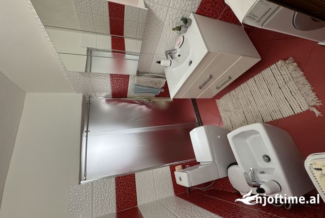 Shtepi ne shitje 2+1 ne Tirane - 98,000 Euro