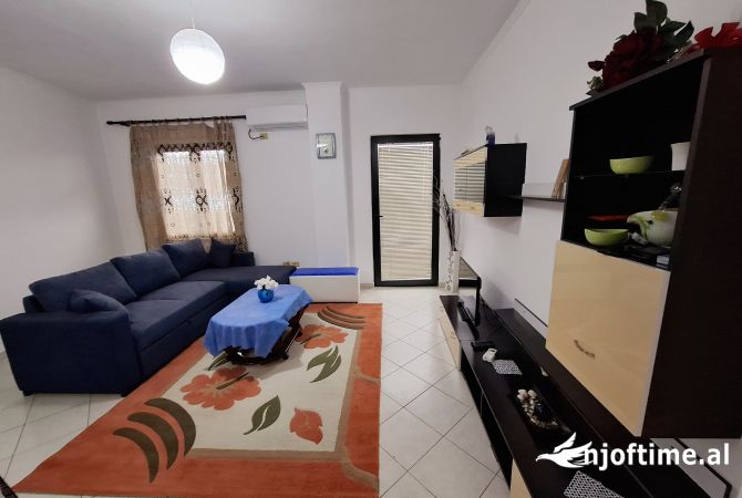 Shtepi me qera 1+1 ne Tirane - 37,000 Leke