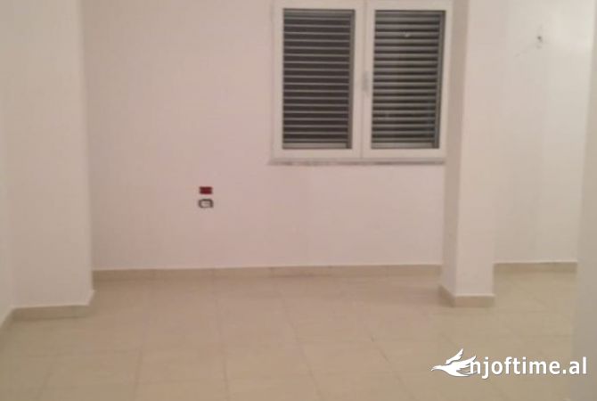 Shtepi me qera 3+1 ne Tirane - 400 Euro