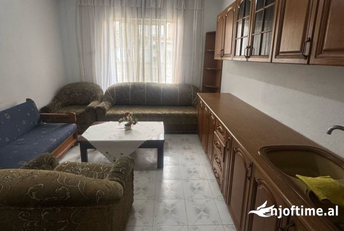 Shtepi me qera 1+1 ne Tirane - 400 Euro