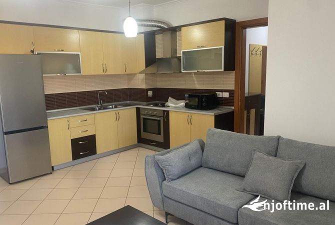 Shtepi me qera 1+1 ne Tirane - 550 Euro