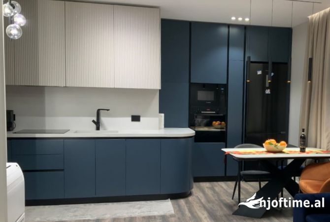 Shtepi ne shitje 2+1 ne Tirane - 300,000 Euro