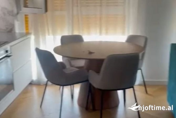 Shtepi me qera 2+1 ne Tirane - 550 Euro